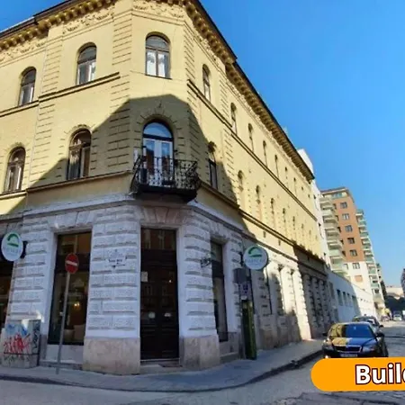 Goodmo Budapest Smart Rooms-3
