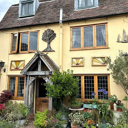 The Secret Garden Rooms-3