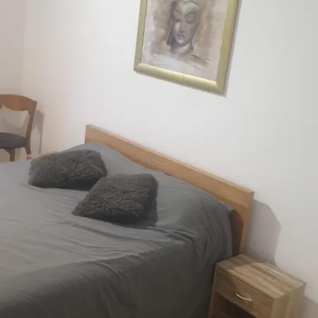 Rooms In Brixton-2