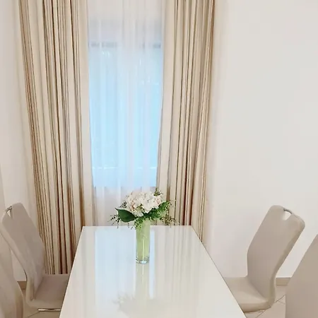 Villa Queen Trogir-2