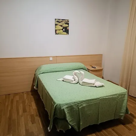 Hostal Alhambra-3