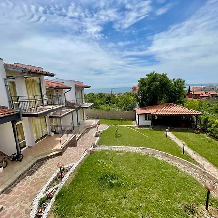Serenity Hill-2