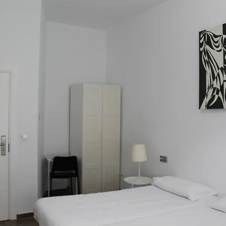Hospederia Almundo By Alexandra Realty-3