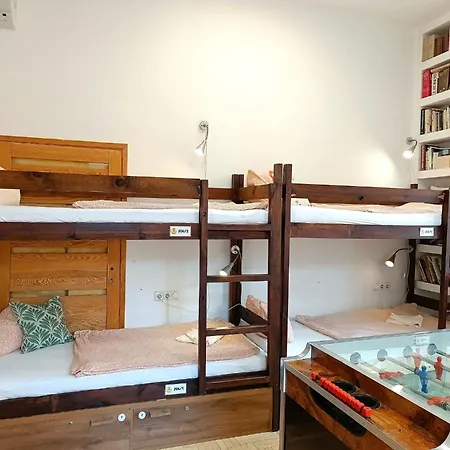 Goodmo Budapest Smart Rooms-2