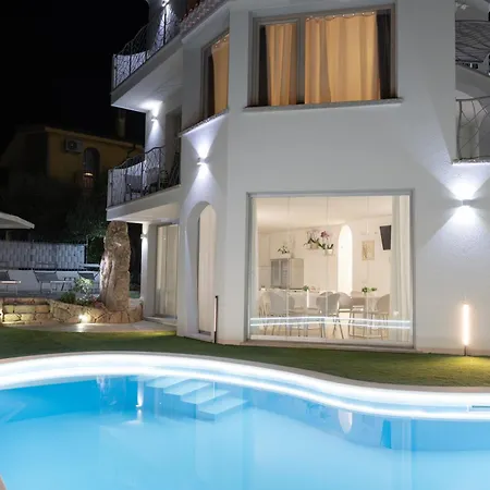 Seaside Home-2
