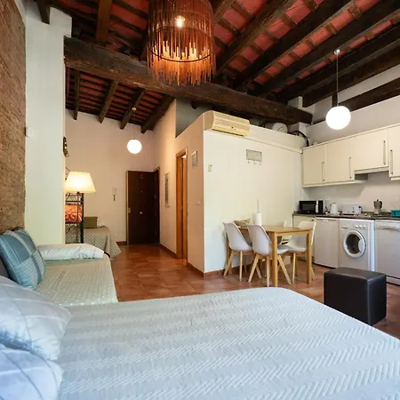 Apartamentos Mercado Central-3