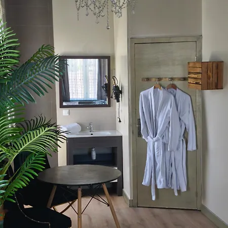 Suite Chic by Les Spa de Venus-3