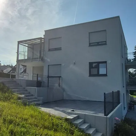 Apartments Seibel Doppel-Zweibettzimmer mit Bad-2