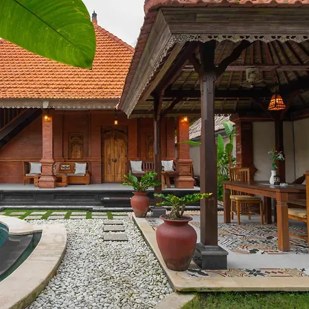 Puri Samana Villas By Tanya Pink-3
