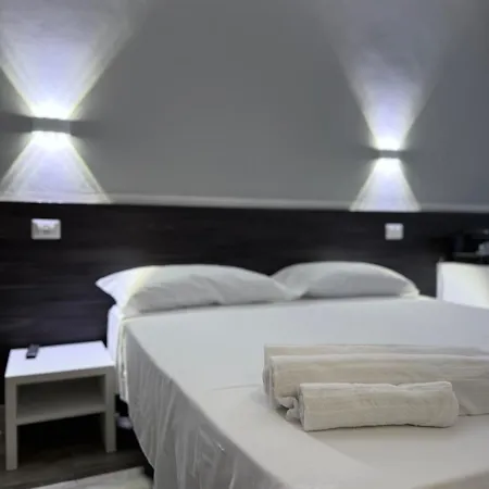 Tiburtina Hotel Holiday-2