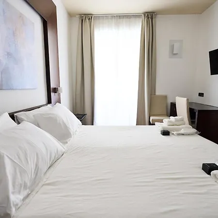 Gemini Rooms-3