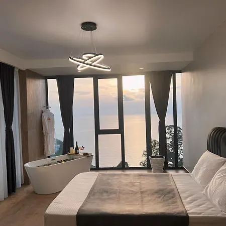 Villa Deluxe Kvariati-2
