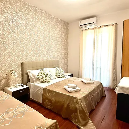 Green Guesthouse-3