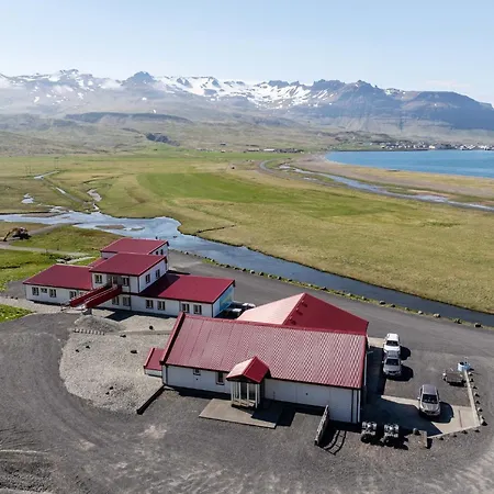 Kirkjufell Guesthouse And Apartments-3