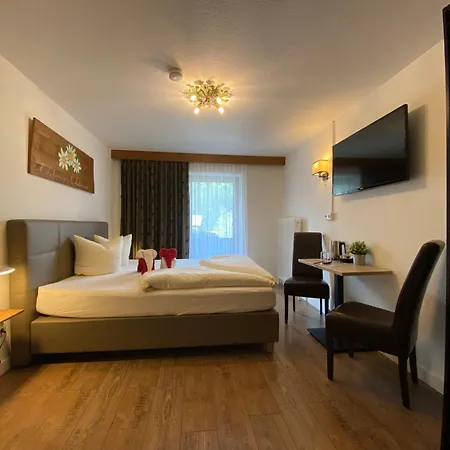 Pension Jagerhof - Sommercard Inkl - 5 Min Zum Hochzeiger-2