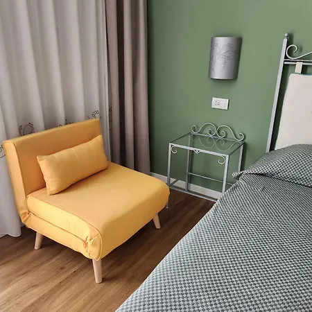 Berry Rooms-2