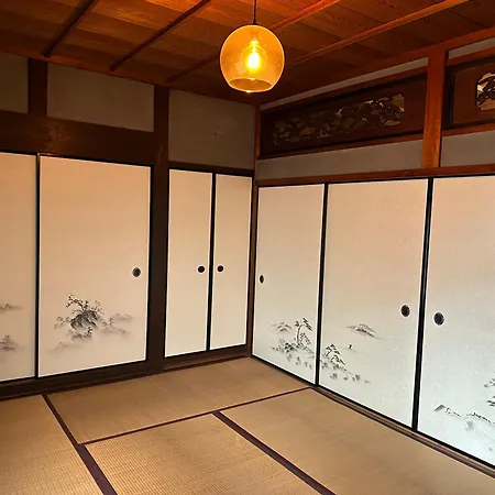 Old Japanese House-2