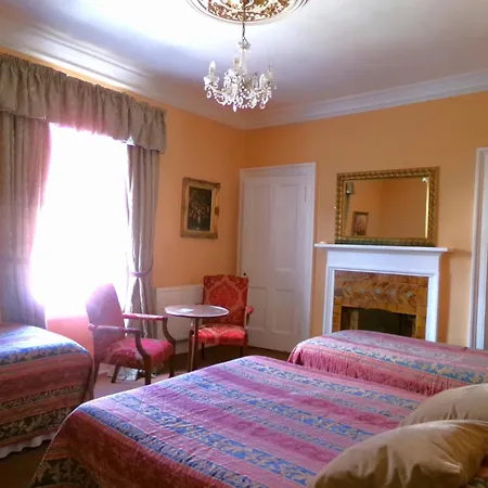 Averon Guest House-2
