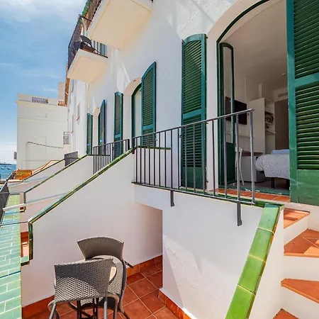 Hostal Marina Cadaques-2