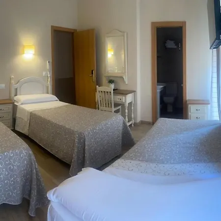 Hostal Toledo Plaza-3