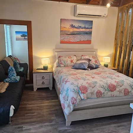 Sandcastle Beach Apartments-2