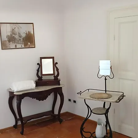 Antica Dimora Fuori Le Mura-3