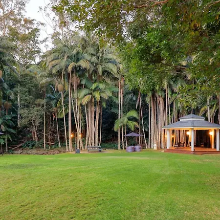 Mt Tamborine Stonehaven Manor-2