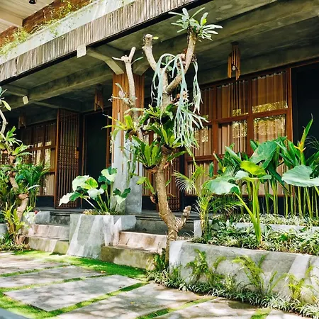 Pondok Baruna Frangipani-2
