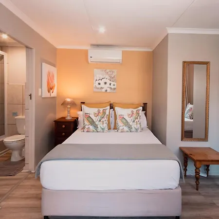 88 Baron Van Reede Guesthouse-3