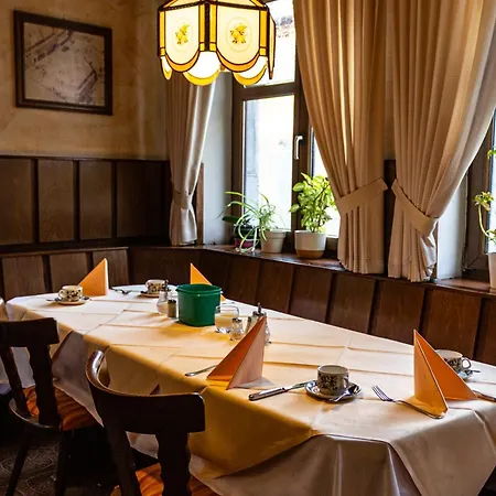 Goldener Schwan Hotel Garni-2