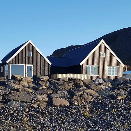 Grenivik Guesthouse-3