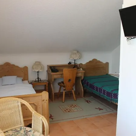 Hotel Haus Kirsch-3