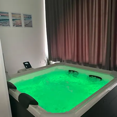 Room 17-2