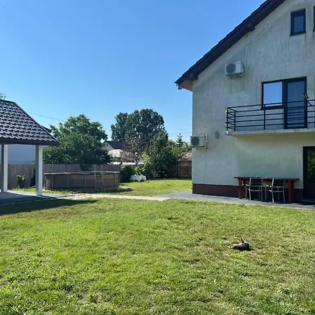 La Luca-2