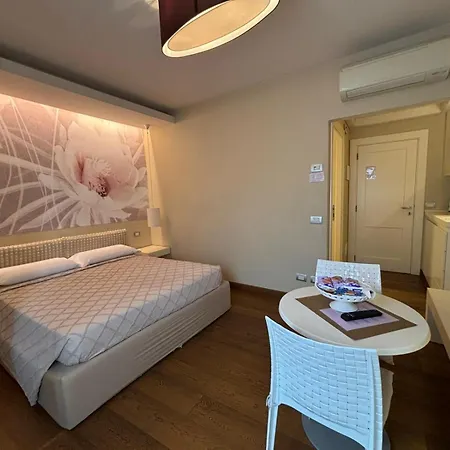 Oreste Suite-3