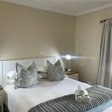 137 High Street Guest House-3