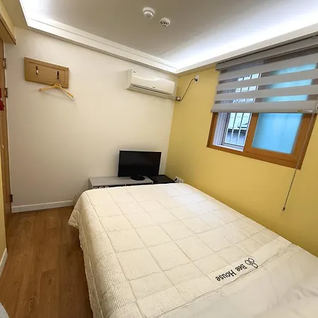 Gyeongju Bee House-2
