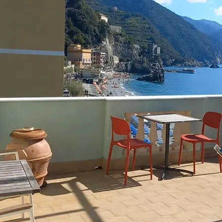 La Terrazza Sul Mare Affittacamere-2