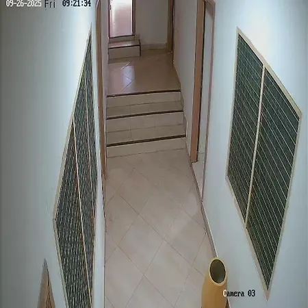 Mme Guesthouse-3