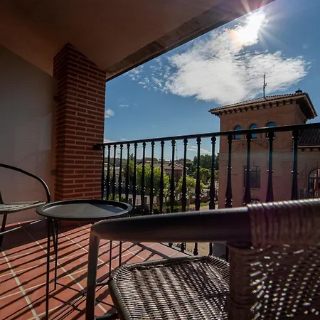 Olmedo Hostal Plaza-2