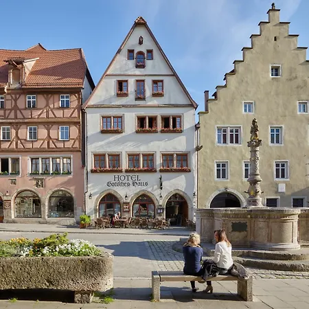 Hotel Gotisches Haus-3