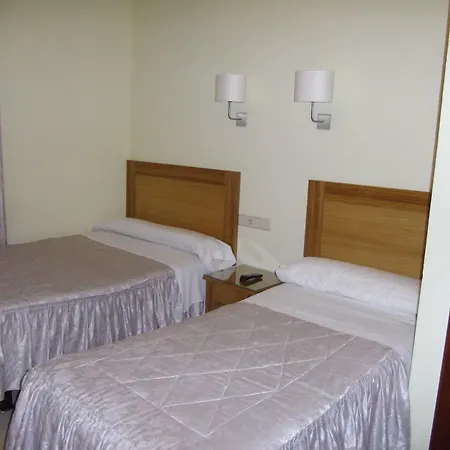 Hostal Rivera - Atocha-2