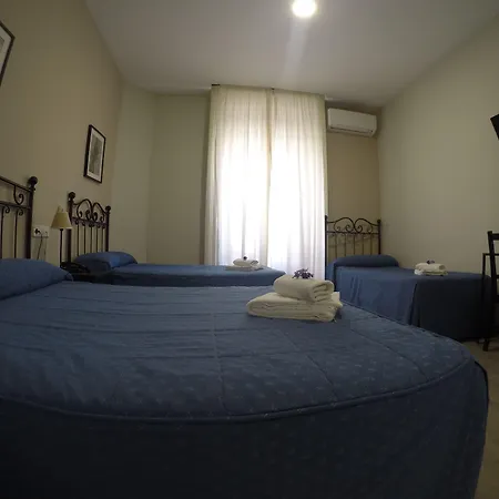 Hostal El Pilar-2