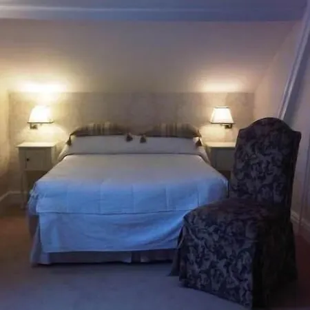 Bentley Tower Hotel-3
