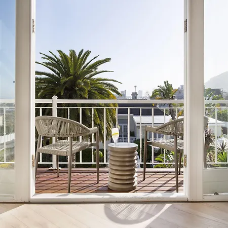 The Clarendon - Fresnaye-2