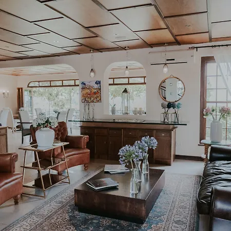 Cana Vineyard Guesthouse-2