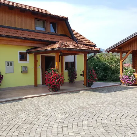 House Tina-2