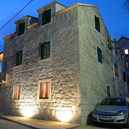 House Sandra-3