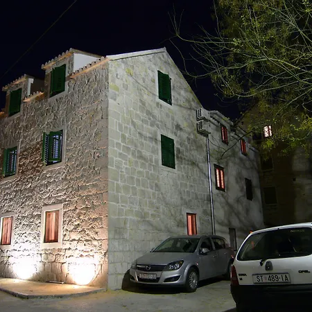 House Sandra-3