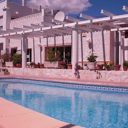 Hostal Residencial La Paloma-3